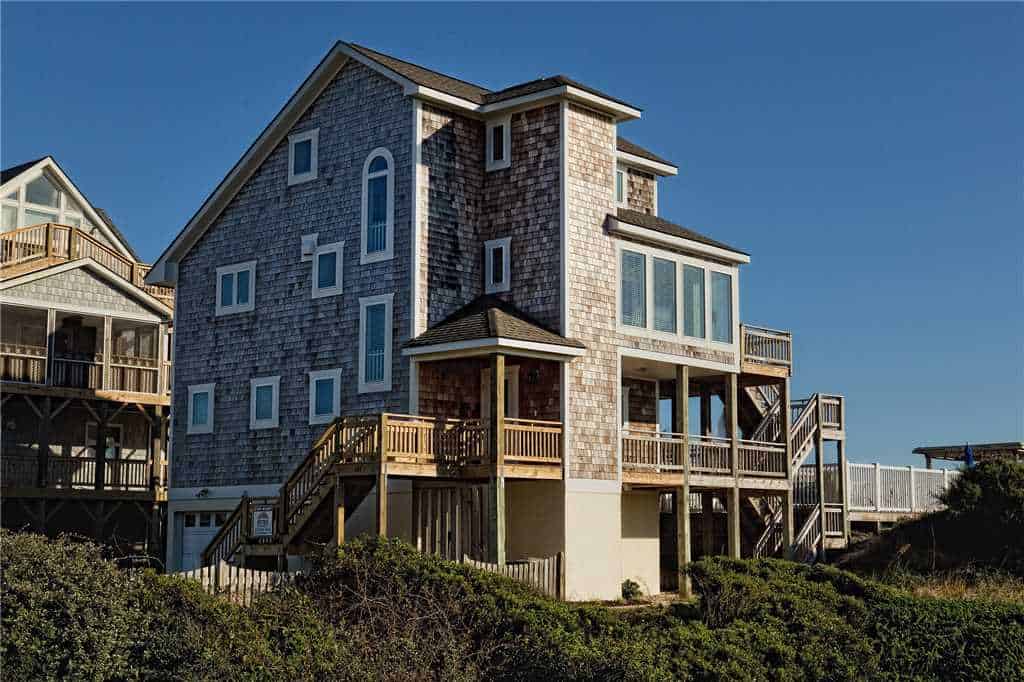 At Spectrum, we are proud to offer Atlantic Beach vacation rentals that will suit any party side or budget.